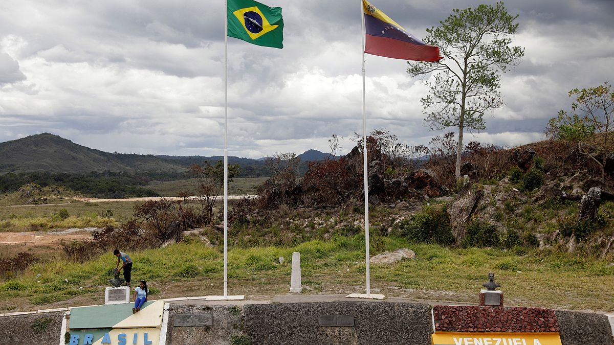 Ο Μαδούρο κλείνει τα σύνορα με τη Βραζιλία
