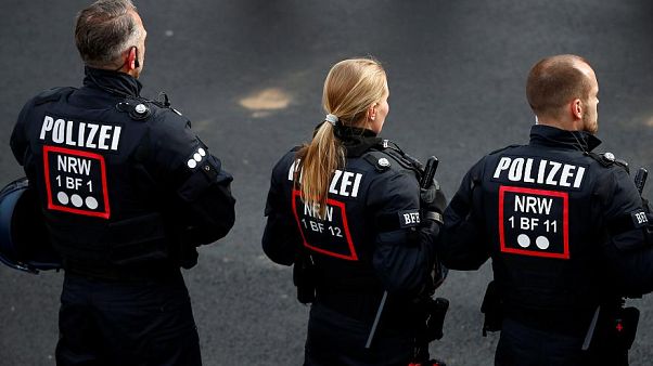 توقيف ثلاثة جهاديين للاشتباه بتخطيطهم لتنفيذ اعتداء غرب المانيا توقيف ثلاثة جهاديين للاشتباه بتخطيطهم لتنفيذ اعتداء غرب المانيا