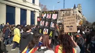 درگیری میان معترضان جدائی‌طلب کاتالونیا و نیروهای پلیس اسپانیا