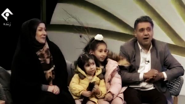 ۲۷ بار درخواست طلاق از همسر آزارگر؛ «رواج عادیسازی خشونت خانگی علیه زنان در تلویزیون ایران» ۲۷ بار درخواست طلاق از همسر آزارگر؛ «رواج عادیسازی خشونت خانگی علیه زنان در تلویزیون ایران»