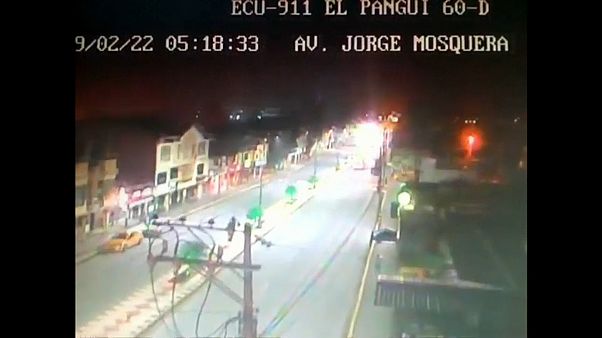 Terremoto di magnitudo 7.5 in Ecuador Terremoto di magnitudo 7.5 in Ecuador