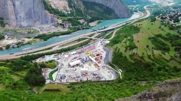 Trasse Lyon-Turin: EU mahnt Rom zur Entscheidung Trasse Lyon-Turin: EU mahnt Rom zur Entscheidung