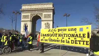 Sárgamellényesek: a 15. tüntetés Párizsban