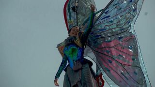 "Полет ангелов" на карнавале в Венеции