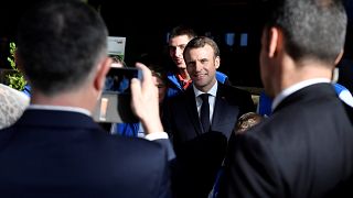 Fransa’da Sarı Yeleklilelere destek azalırken, Macron’un popülaritesi tırmanışa geçti