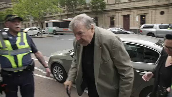 Bíborost ítéltek el szexuális zaklatásért Bíborost ítéltek el szexuális zaklatásért