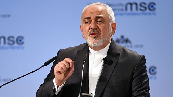 İran'da Zarif'in istifasıyla gün yüzüne çıkan siyasi kriz: Muhafazakarla Yenilikçi çatışması mı? İran'da Zarif'in istifasıyla gün yüzüne çıkan siyasi kriz: Muhafazakarla Yenilikçi çatışması mı?