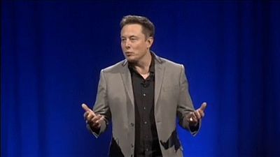 Elon Musk vuelve a sembrar la polémica en Twitter