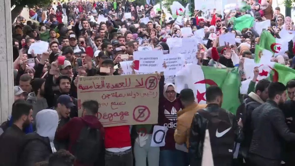 Rebelión estudiantil en Argelia