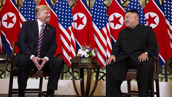 Trump y Kim Jong-un se reúnen en una cumbre histórica en Vietnam Trump y Kim Jong-un se reúnen en una cumbre histórica en Vietnam