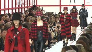Paris Fashion Week: Dior und Saint Laurent zeigen starke Frauen
