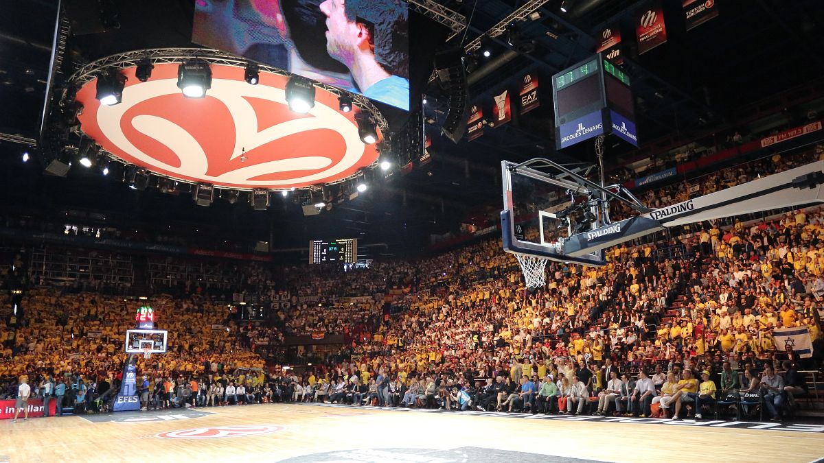 EuroLeague'de İstanbul derbisi: Fenerbahçe Beko - Anadolu Efes mücadelesi saat kaçta, hangi kanalda?