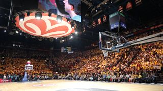 EuroLeague'de İstanbul derbisi: Fenerbahçe Beko - Anadolu Efes mücadelesi saat kaçta, hangi kanalda?