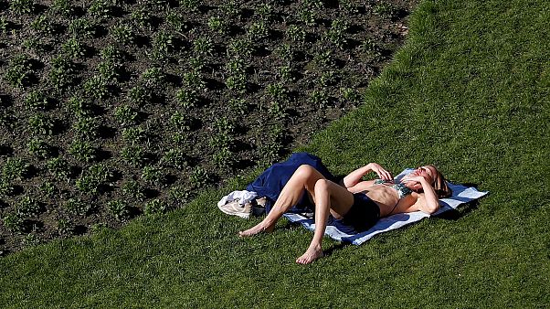 Temperaturas altas levam a alertas sobre poluição do ar Temperaturas altas levam a alertas sobre poluição do ar
