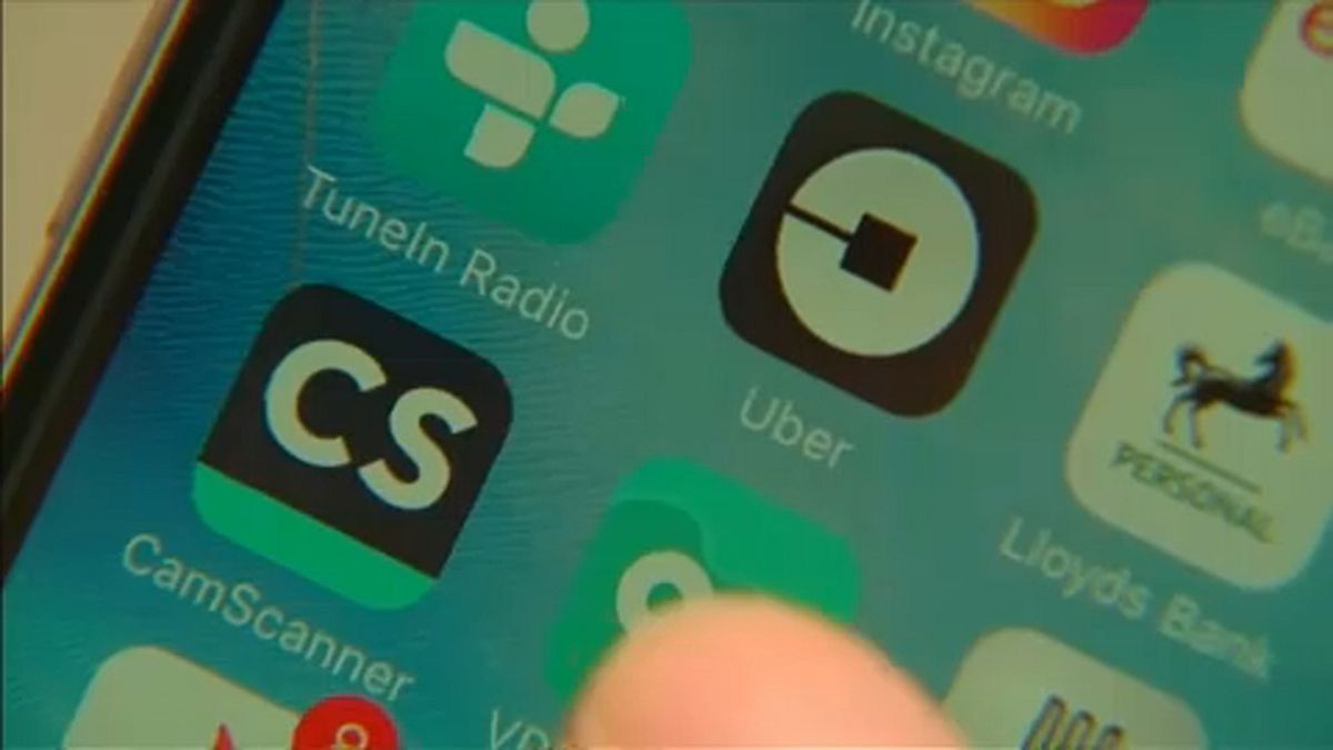 London: Egy ponttal vezet az Uber a taxisok előtt