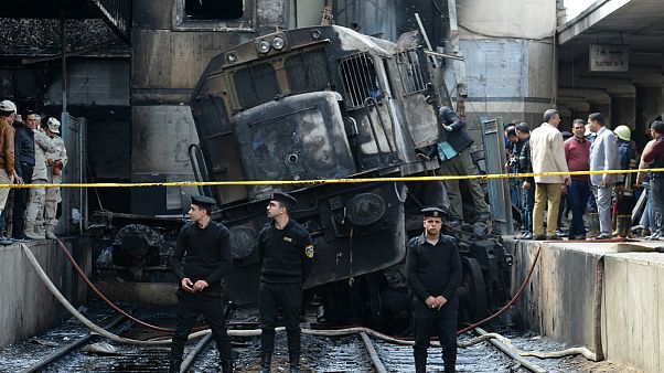 مصر؛ استعفای وزیر حمل و نقل پس از حادثه مرگبار قطار مصر؛ استعفای وزیر حمل و نقل پس از حادثه مرگبار قطار