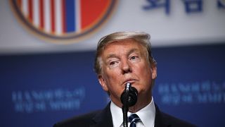 Trump dice que se retiró de la cumbre con Kim porque le pidió que levantara todas las sanciones