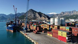 TÜİK dış ticaret verilerini açıkladı: İhracat yüzde 5,9 arttı, ithalat geriledi