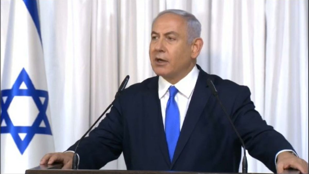 Israele, Netanyahu incriminato per frode e corruzione