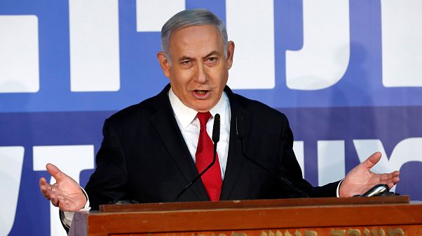 Netanyahu yolsuzluk suçlamalarına 'cadı avı' dedi, mücadele sözü verdi Netanyahu yolsuzluk suçlamalarına 'cadı avı' dedi, mücadele sözü verdi