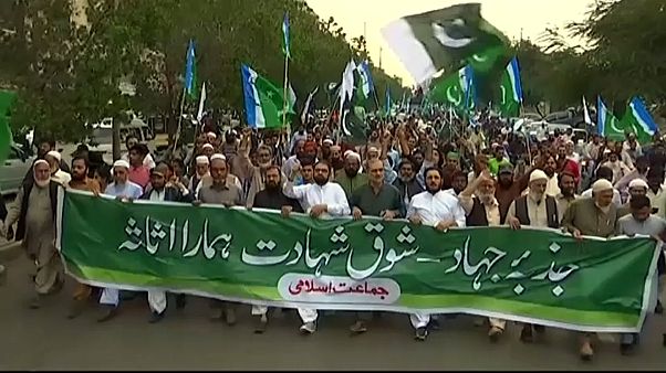 India-Pakistan: il pilota arrestato torna in patria India-Pakistan: il pilota arrestato torna in patria