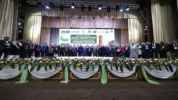 يورونيوز في أوزبكستان.. عبق التاريخ الإسلامي وموطن الشيوخ والعلماء يورونيوز في أوزبكستان.. عبق التاريخ الإسلامي وموطن الشيوخ والعلماء