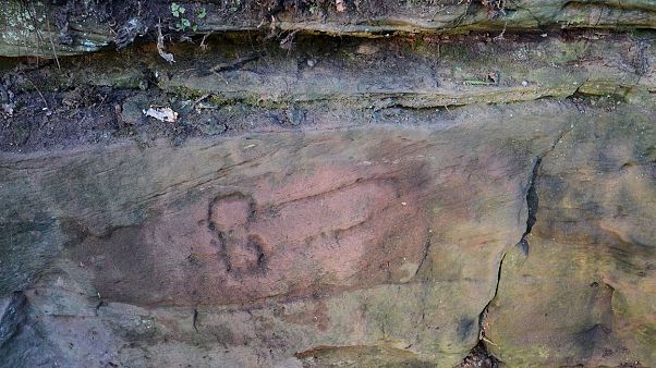 İngiltere'de Hadrian Duvarı yakınlarında 1800 yıllık penis çizimleri bulundu İngiltere'de Hadrian Duvarı yakınlarında 1800 yıllık penis çizimleri bulundu