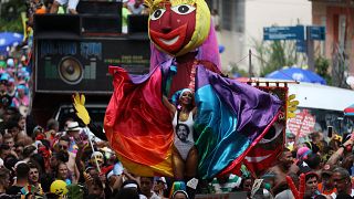 Стартовал карнавал в Рио-де-Жанейро 