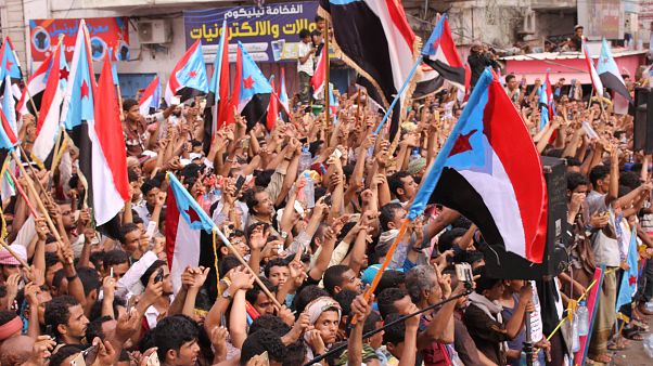 قيادي بالمجلس الانتقالي الجنوبي لليمن يحذر من استبعادهم من محادثات السلام قيادي بالمجلس الانتقالي الجنوبي لليمن يحذر من استبعادهم من محادثات السلام