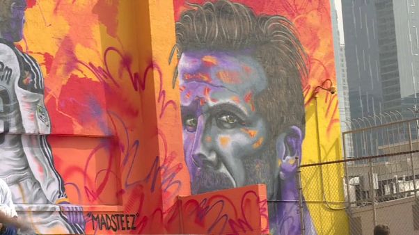 David Beckham volta a investir no "soccer" David Beckham volta a investir no "soccer"
