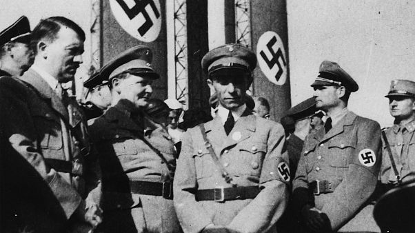 Sözlük sitesinde tepki toplayan cümle: Hitler Yahudilere nazik davrandı Sözlük sitesinde tepki toplayan cümle: Hitler Yahudilere nazik davrandı