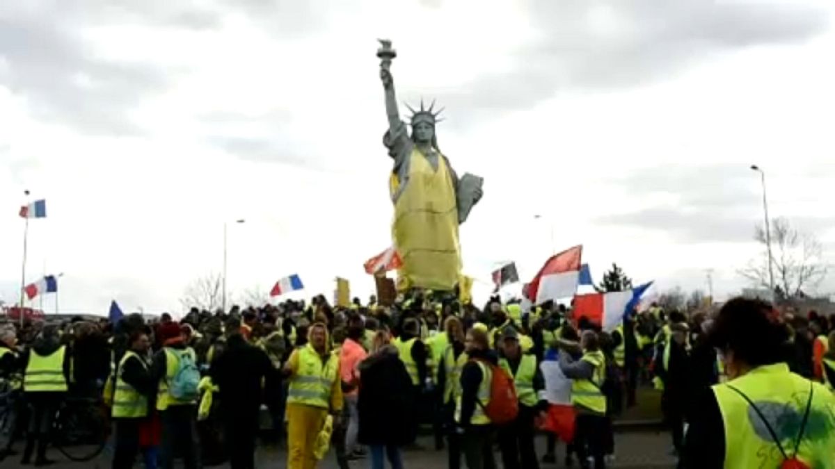 Yellow vest numbers are down after 16 weekends of protest in France