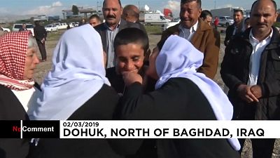 Emotiva vuelta a casa de yazidíes retenidos por el Dáesh en Siria