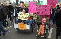 Az erőszak ellen tüntettek Varsóban
