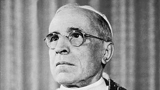 Portrait daté du 11 mars 1955 du pape Pie XII