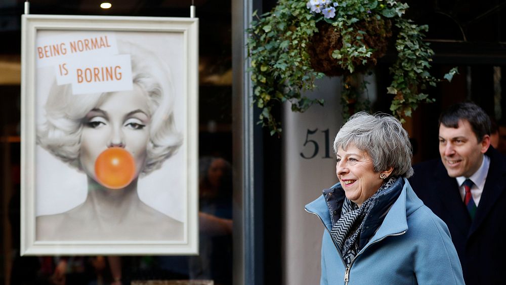 Affaire Skripal : Theresa May à Salisbury