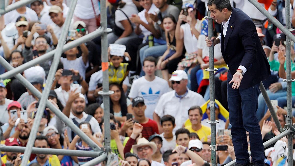 Il ritorno di Guaidó in Venezuela: "Noi più forti che mai"