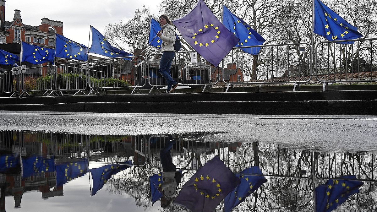 Ismét Brüsszelben tárgyalnak a brexitről a britek, vészesen közeledik március 29-e