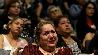 México pede perdão a familiares de jovens sequestrados e assassinados