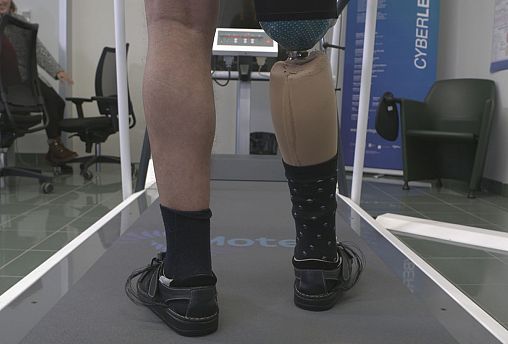 Piernas biónicas y exoesqueletos inteligentes que ahorran energía a sus portadores Piernas biónicas y exoesqueletos inteligentes que ahorran energía a sus portadores