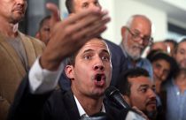 Guaidó anuncia un paro escalonado de la administración pública