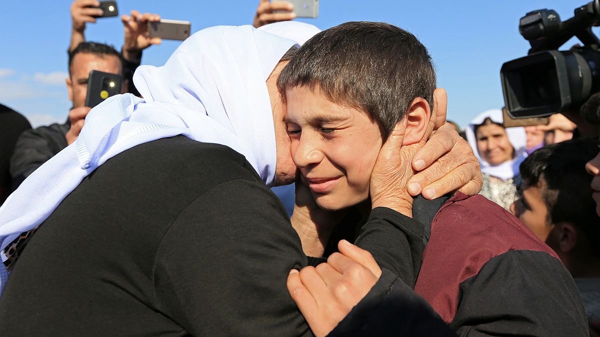 Jesidischer Junge kehrt nach IS-Gefangenschaft nach Hause zurück