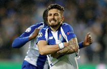 Alex Telles coloca FC Porto entre as oito melhores equipas da Europa