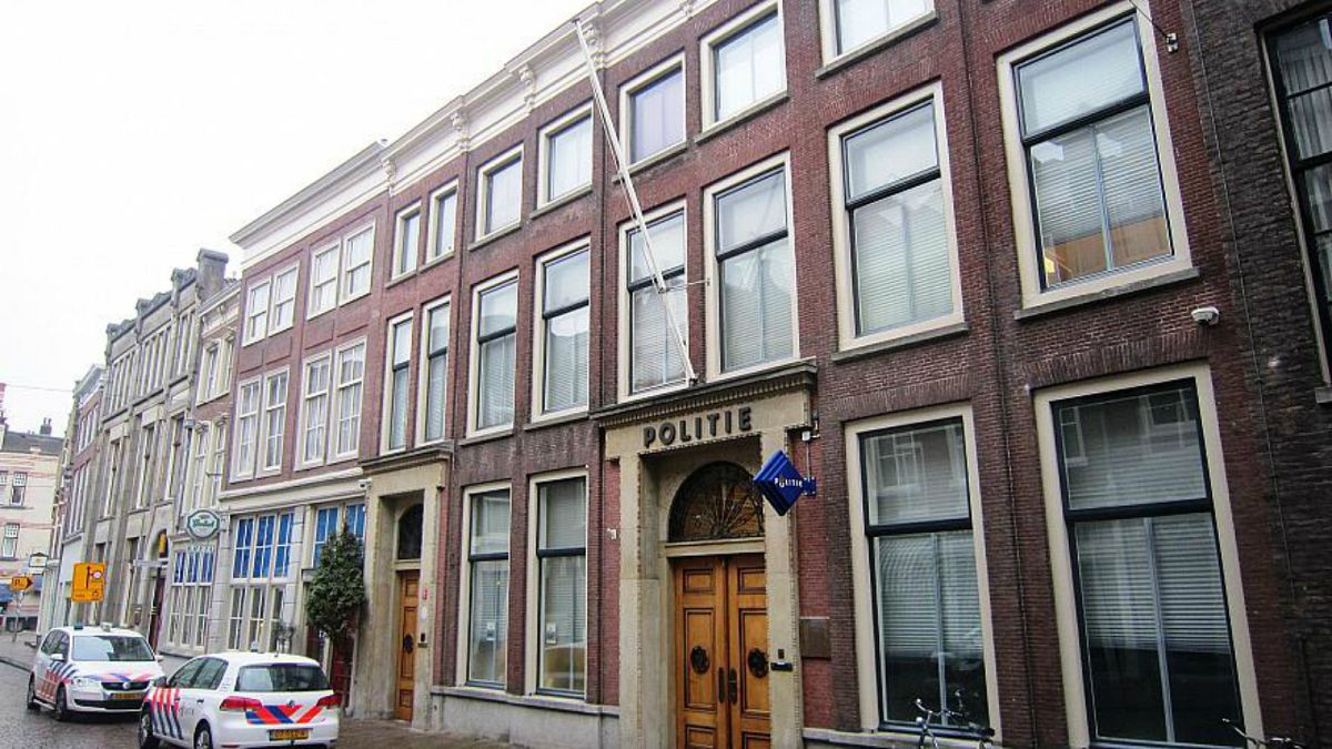 السلطات الهولندية تحذّر من مدرسة ثانوية إسلامية بأمستردام
