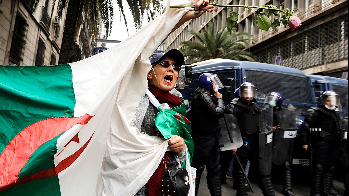 Cezayir'de Buteflika protestoları: Son 28 yılın en kalabalık gösterisi