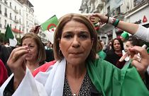 Algeria, scontri a margine di un'enorme manifestazione anti-Bouteflika