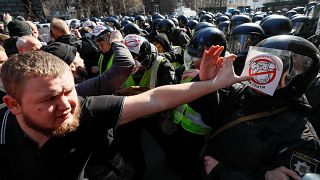 Kiew: Rechtsextreme gehen gegen Korruption auf die Straße