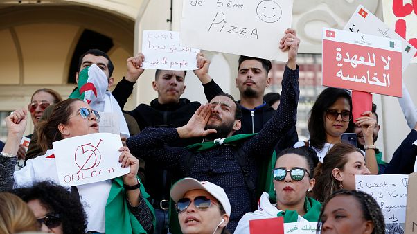 Proteste gegen Bouteflika gehen weiter Proteste gegen Bouteflika gehen weiter