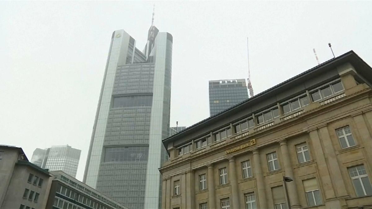 Deutsche Bank und Commerzbank loten mögliche Fusion aus