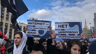Песков: «Власти не блокируют Рунет, а защищают»